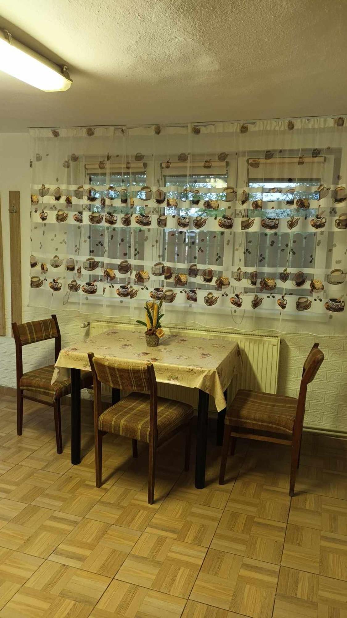 Casa De Vacanta Zsenik Vendeghaz Sovata Exterior photo